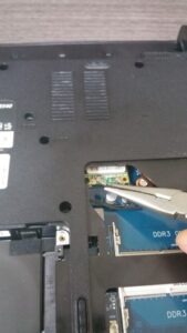 cambio conector portatil laptop dc jack teclado samsung r540-26