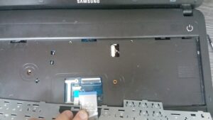 cambio conector portatil laptop dc jack teclado samsung r540-27